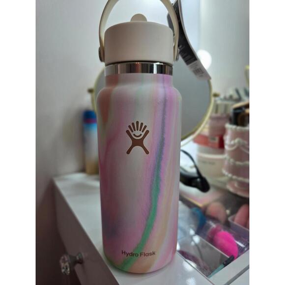 Hydro Flask - Picture 1 of 4